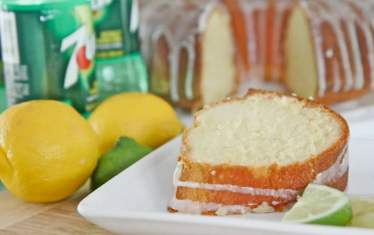 OLD FASHIONED 7UP POUND CAKE